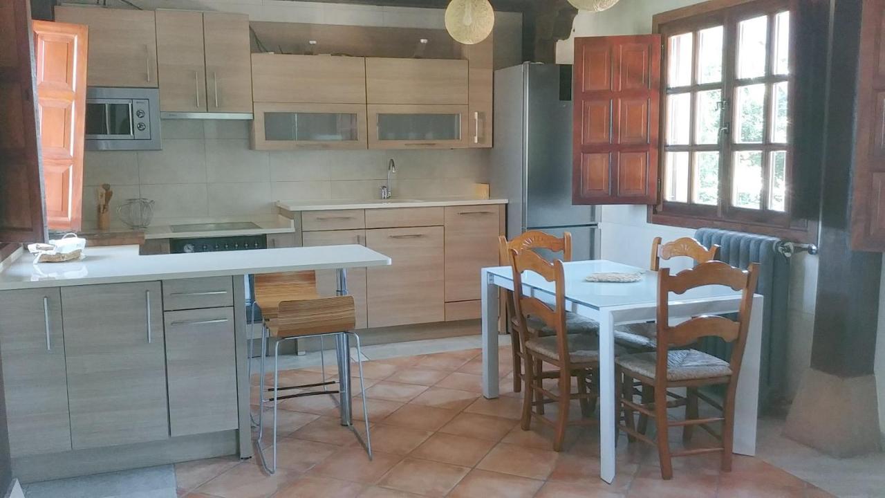 Posada El Pozo Castañedo Exteriör bild