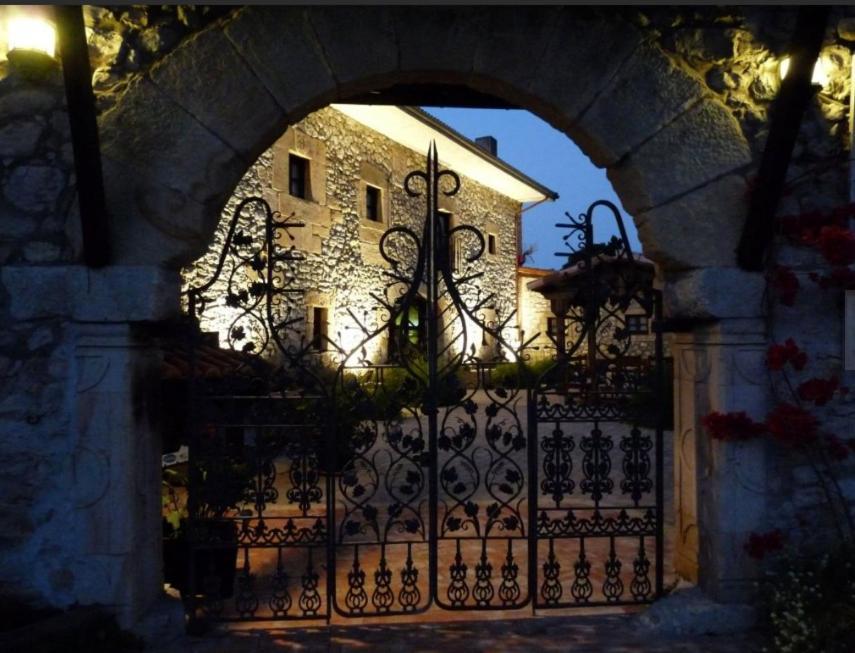 Posada El Pozo Castañedo Exteriör bild